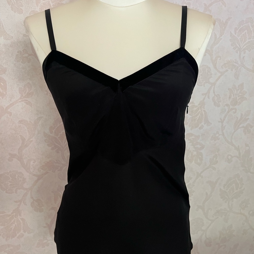 Burberry black camisole w/ velvet piping around upper edge, size US 2.